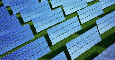 Συνάντηση SolarPower Europe - ΣΕΦ με Υπουργείο Οικονομίας για κατάργηση δασμών σε φωτοβολταϊκά κινεζικής προέλευσης