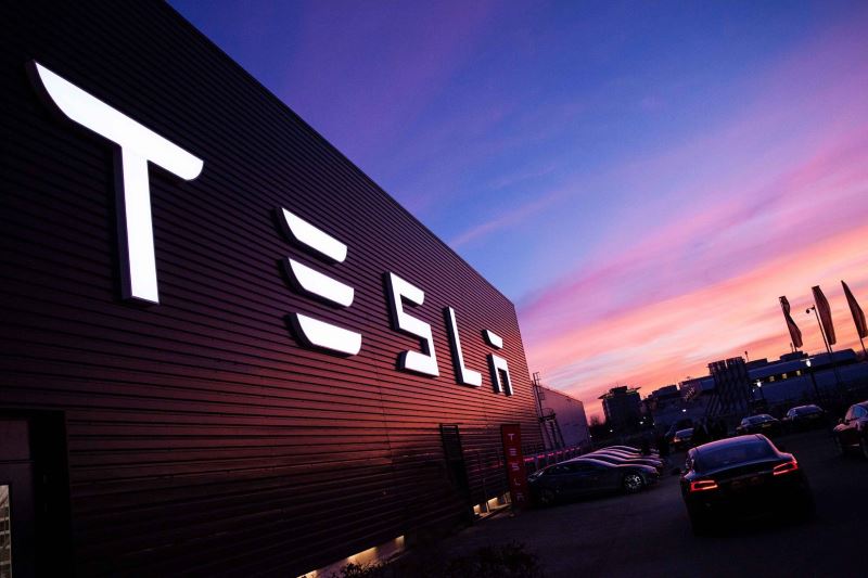 Ηλεκτρικό φορτηγό, Tesla Motors