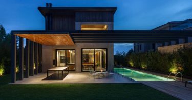 Woodwing-Villa