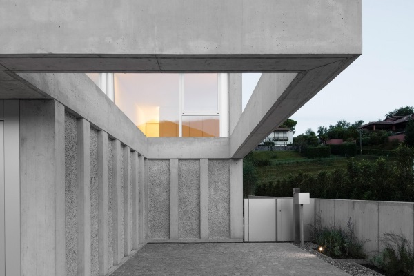 Concrete-Villa