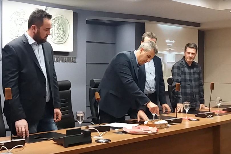 Σιδηροαλουμινοκατασκευαστών
