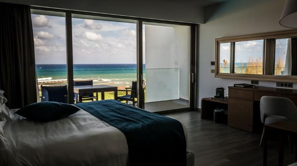 Alumil-Nana-Princess-Suites