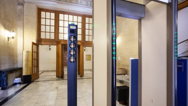 Alumil-Smart-Gate-Βουή-των-Ελλήνων