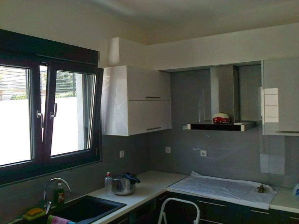 Vagenas-Glass