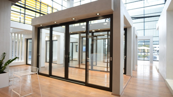 alumil-showrooms-μία-ανώτατη-εκθεσιακή-εμπειρία-για-κάθε-επισκέπτη
