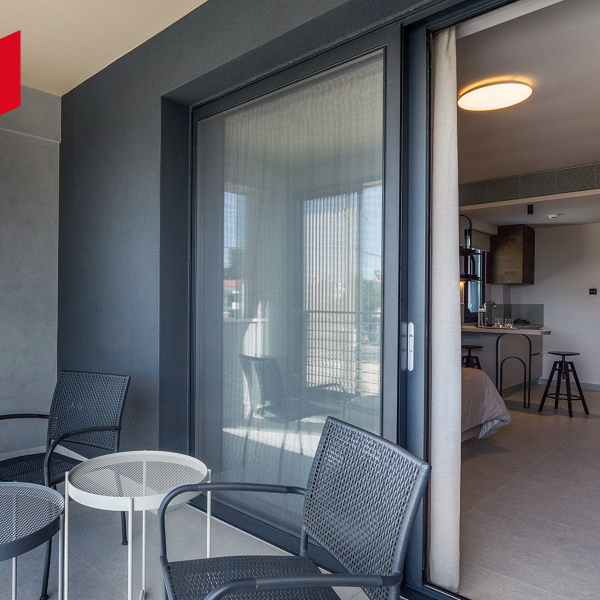 exalco-τα-συστήματά-της-στο-anassa-nikiti-butik-living-hotel