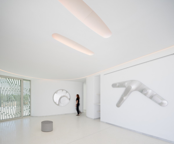 khi-house-art-space-η-μαγική-κατοικία-σε-σχήμα-x-μεσσηνία