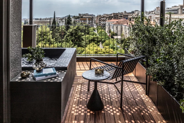 The Modernist Athens: Πώς ένα κτίριο της μεταπολεμικής περιόδου μεταμορφώθηκε σε πολυτελές ξενοδοχείο